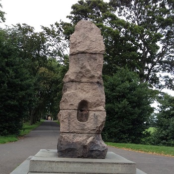 image of the Dunlop fountain in Inverleith Park