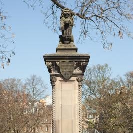 Image of the Nelson pillar